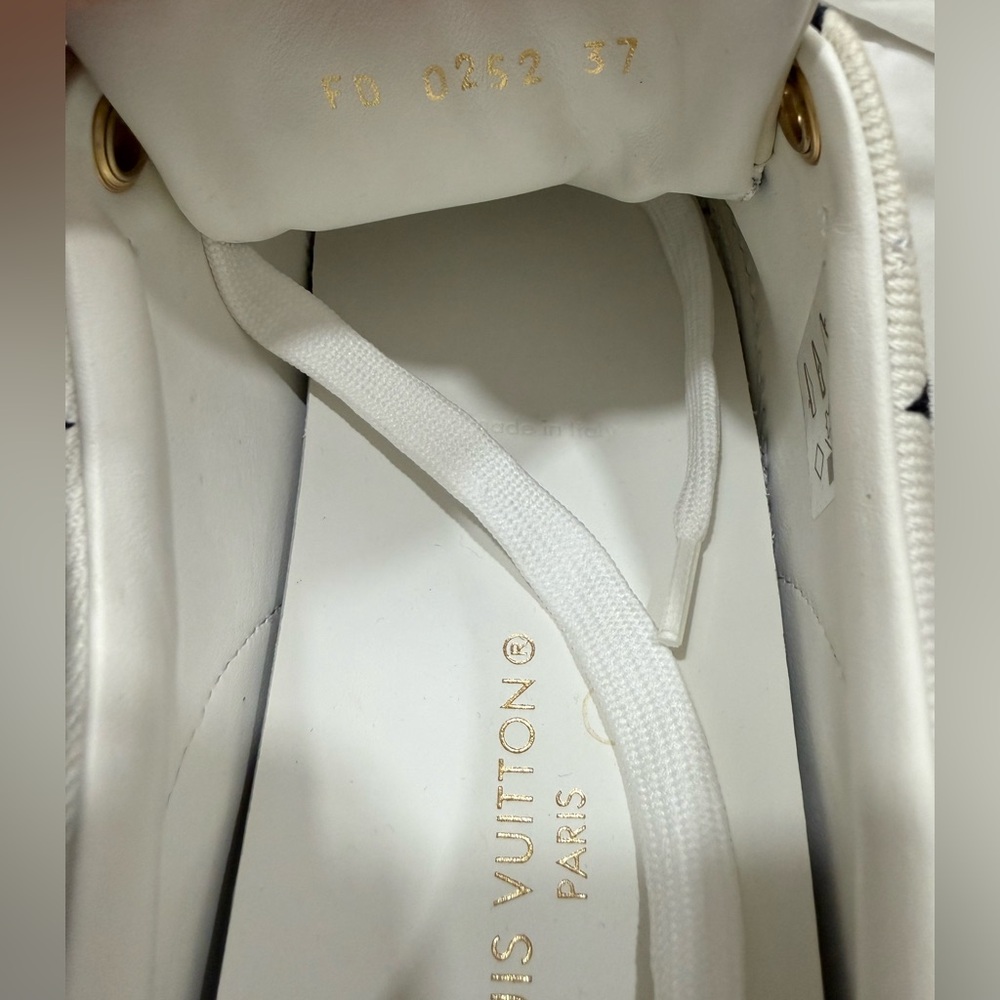 Louis Vuitton Time Out Sneaker - Picture 9 of 14